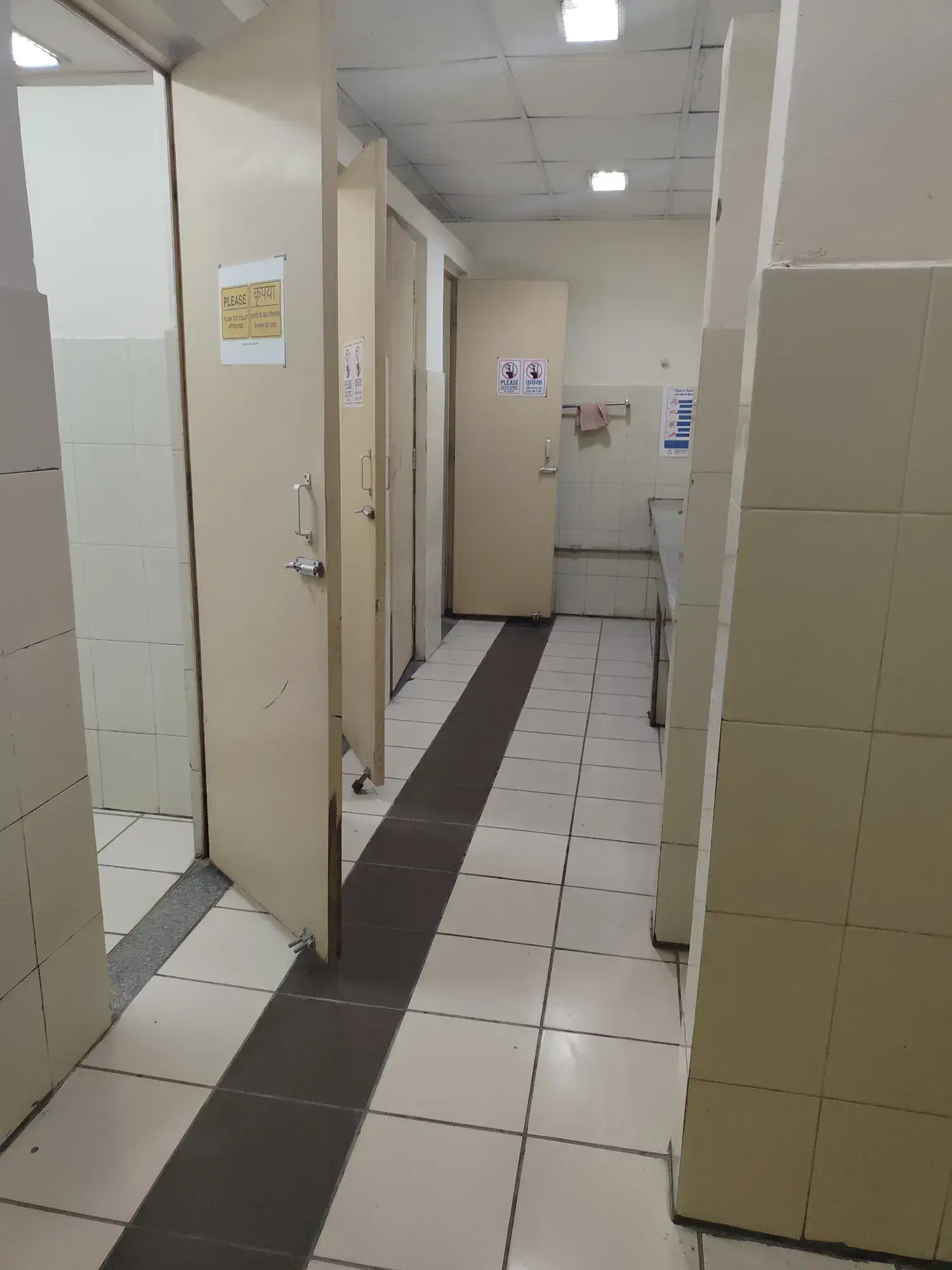 Institute of Home Economics Academic Building photo 22